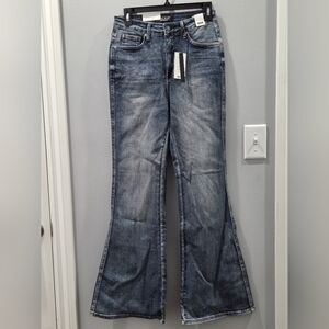 NWT Judy Blue Flare Jeans. Size 7/28